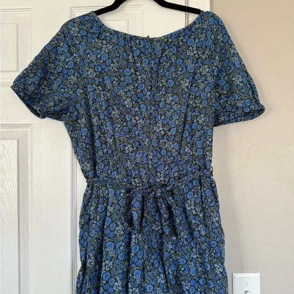 GAP Short Sleeve Raglan Summer Jumpsuit Blue Floral size 12 - Picture 4 of 10